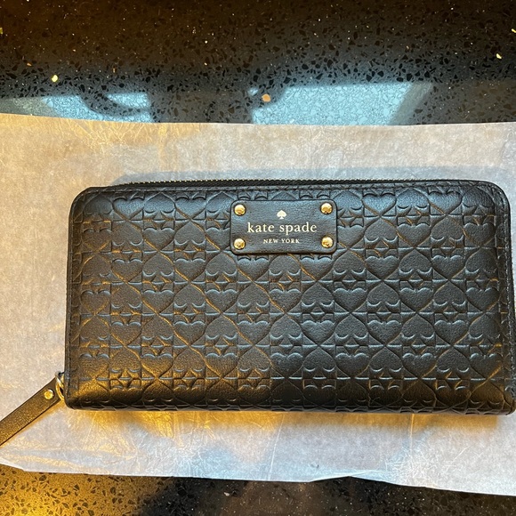 Kate Spade Wallet - Picture 1 of 4